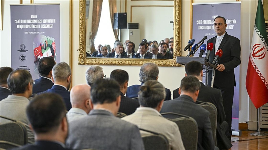 İran'ın Ankara Büyükelçiliğince "Cumhurbaşkanı Reisi'nin komşuluk politikasına" dair oturum
