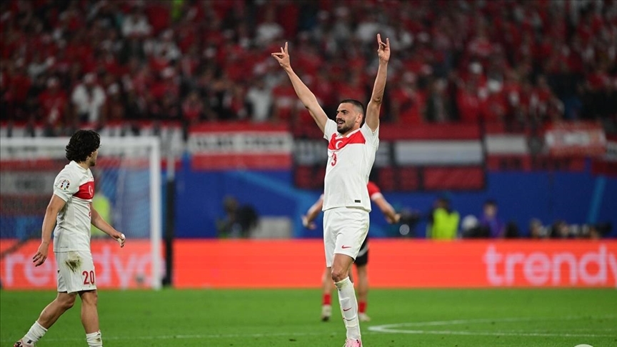 Foot : la Türkiye l'emporte face à l'Autriche 2-1, atteignant les quarts de finale de l'UEFA Euro 2024  