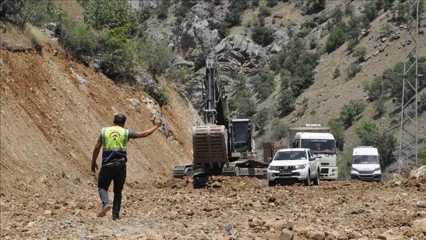 Hakkari'de terör nedeniyle boşaltılan köyler yeniden yerleşime açılacak
