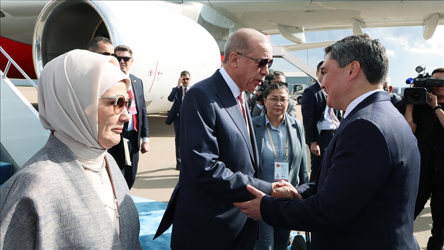 Президент Эрдоган прибыл в Казахстан для участия в саммите лидеров ШОС