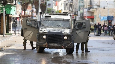 Ushtarët izraelitë arrestojnë 20 palestinezë në Bregun Perëndimor