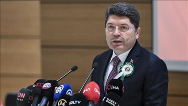 Adalet Bakanı Tunç'tan UEFA'nın Merih Demiral hakkındaki disiplin soruşturmasına tepki