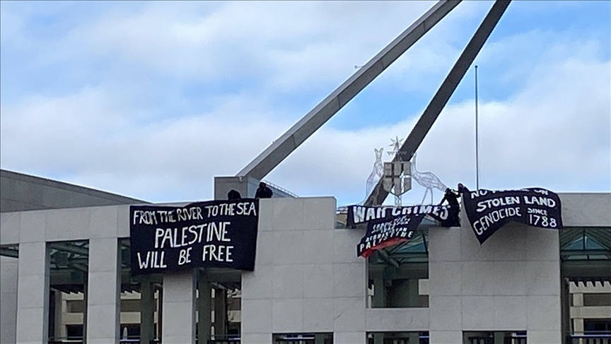 Pro-Palestine protesters scale roof of parliament in Australia