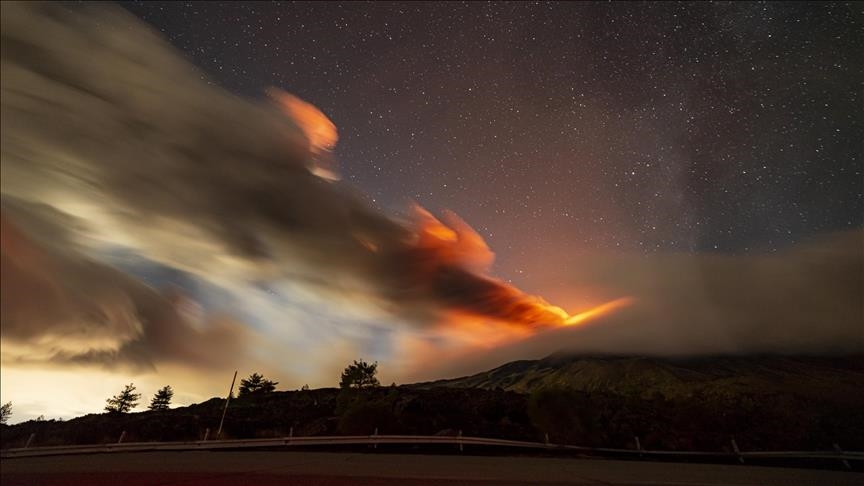 Éruption de l'Etna: des images impressionnantes 