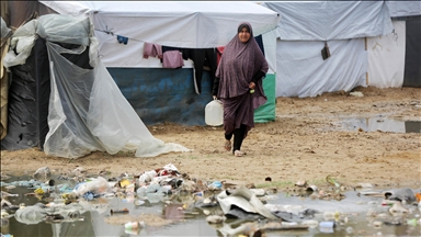 كارثة وبائية.. "الجرب" يهدد مخيمات النزوح وسط غزة