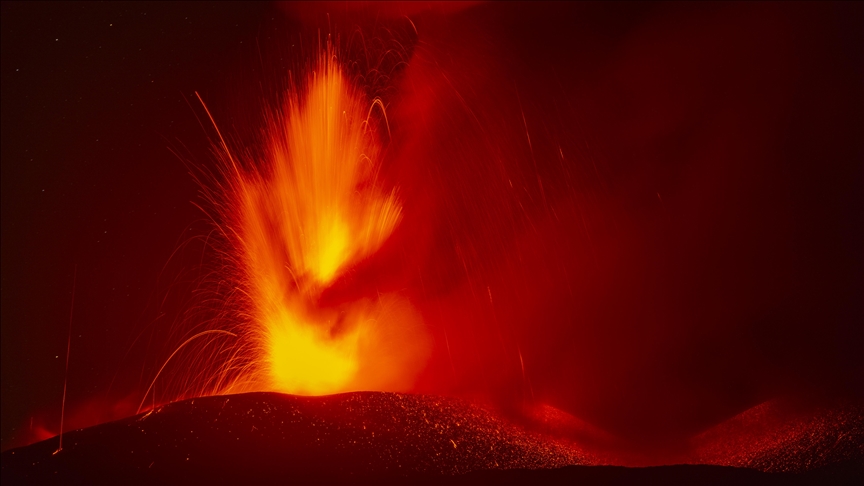 Island of Sicily closes main airport as 2 local volcanoes erupt