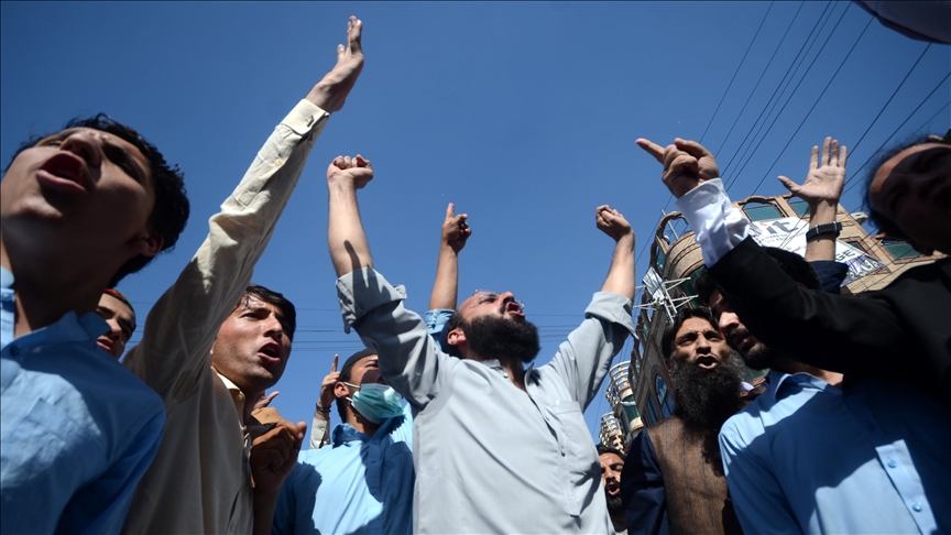 Thousands of petrol stations shut down across Pakistan in protest against new taxes