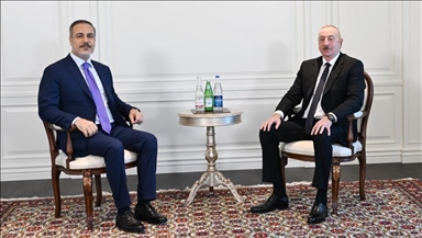 Президент Азербайджана в Шуше встретился с главой МИД Турции