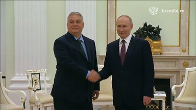 Putin ile Orban, Moskova'da bir araya geldi