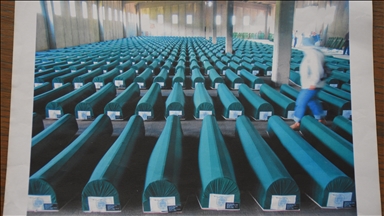 Ковчезите со жртвите од Сребреница подготвени за колективен погреб: Ќе бидат погребани и двајца браќа и малолетник
