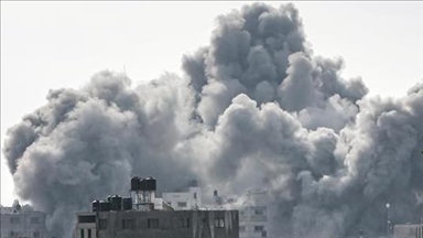 غزة.. قتلى بينهم صحفيون بغارات إسرائيلية وتقدم محدود شرق البريج