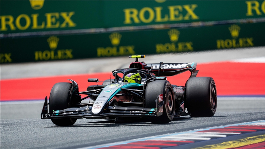 Hamilton beats Verstappen at British GP to achieve first F1 win after 945 days