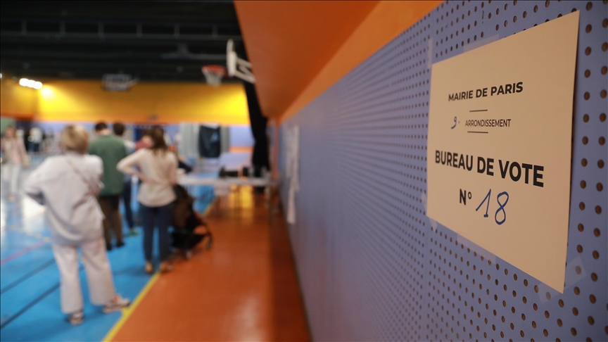 Zgjedhjet presidenciale në Francë, mbi 26 për qind dalin në votime deri në mesditë
