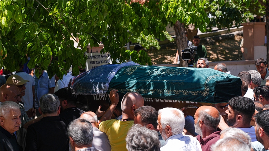 İzmir'deki patlamada ölen kadın daha önce çalıştığı iş yerinde de patlamaya tanıklık etmiş