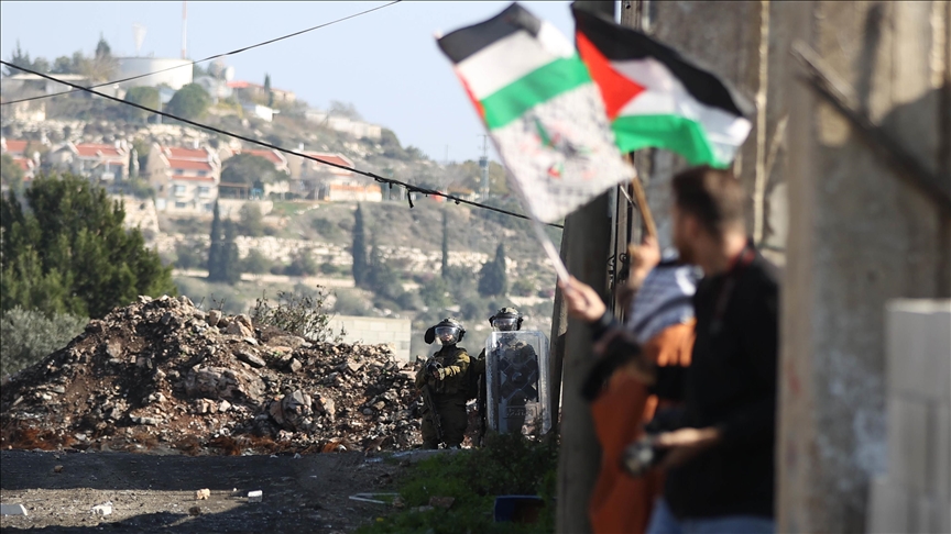 France 'firmly condemns' Israeli decision to expand settlements in occupied Palestinian territories