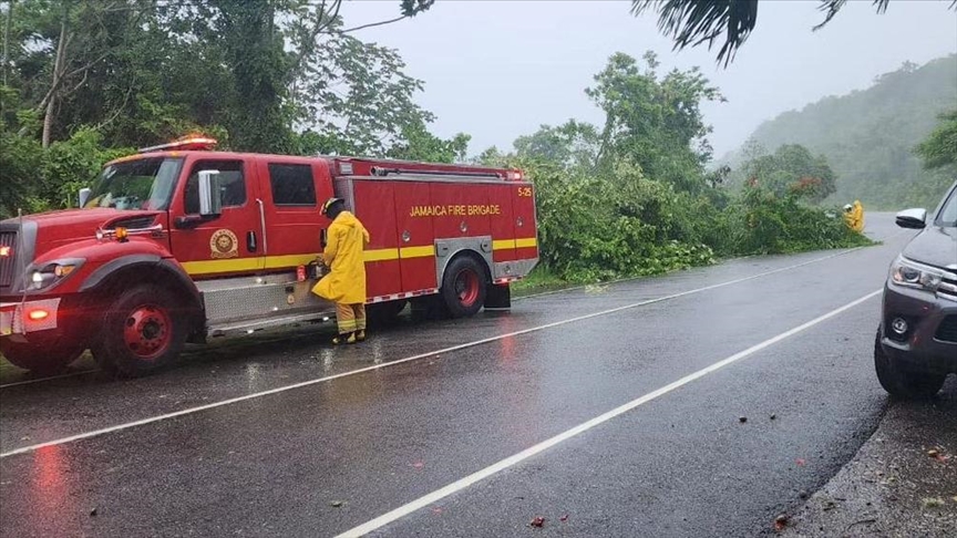Hurricane Beryl pummels Houston, Texas Gulf Coast with 100 mph winds, torrential rainfall