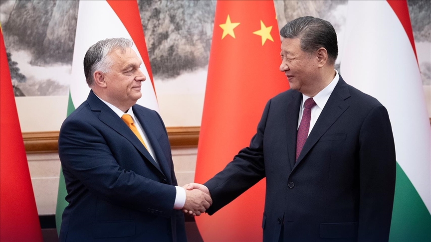 China’s Xi, Hungarian premier discuss political solution to Ukraine war