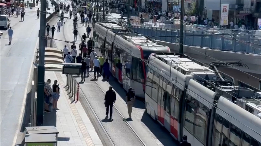 Kabataş-Bağcılar Tramvay Hattı'nda aksayan seferler normale döndü