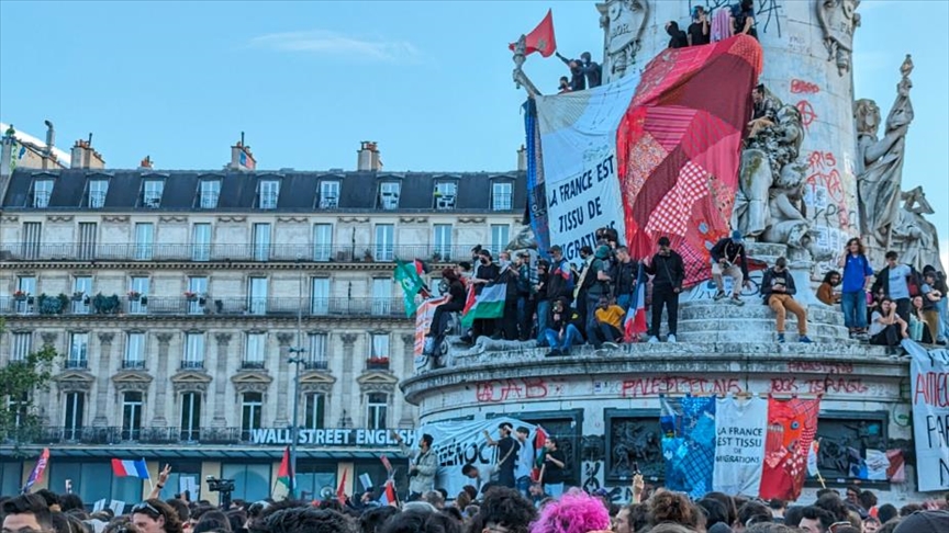 France / Législatives : Des gaz lacrymogènes utilisés contre les manifestants rassemblés contre l'extrême-droite à Paris