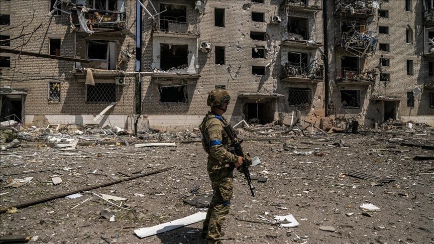 АНАЛИЗ - Затянувшаяся война в Украине и кризис с пополнения войск