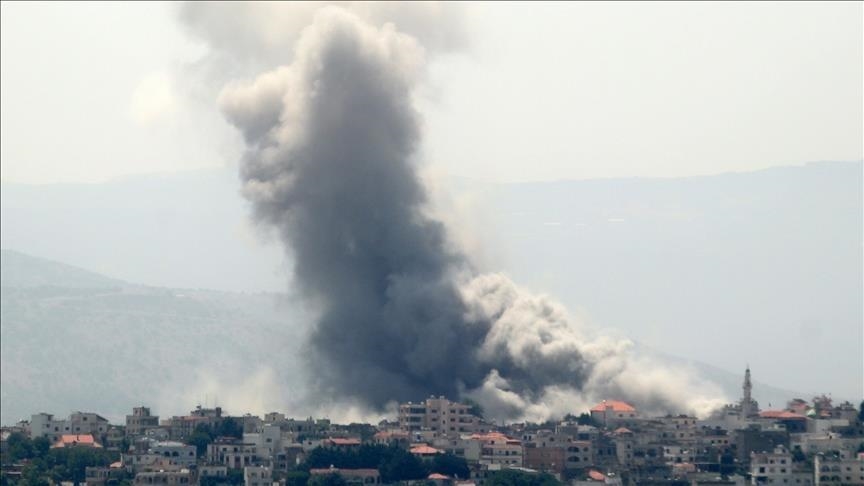 Israeli airstrikes on southern Lebanon cause fires in several towns