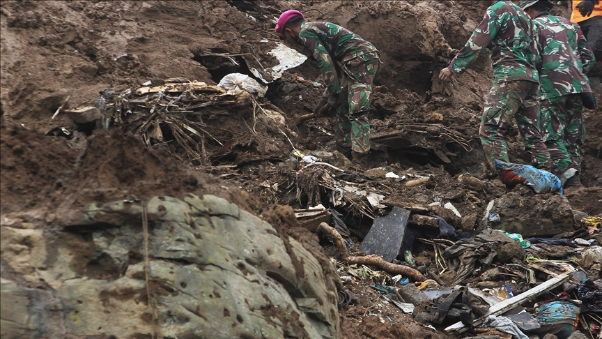Search continues for 48 missing in Indonesia's landslide Search continues for 48 missing in Indonesia's landslide