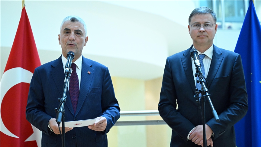 Türkiye, EU discuss eliminating trade barriers, facilitating visa procedures Türkiye, EU discuss eliminating trade barriers, facilitating visa procedures
