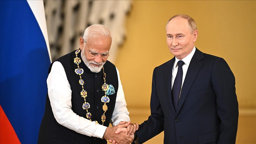 Путин вручил премьеру Индии орден Святого апостола Андрея Первозванного