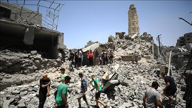 مجزرة جديدة.. مقتل 29 فلسطينيا بغارات إسرائيلية وسط القطاع
