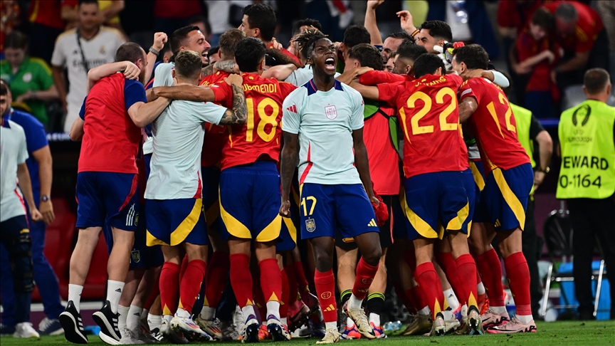 Spain advance to EURO 2024 final with 2-1 victory over France