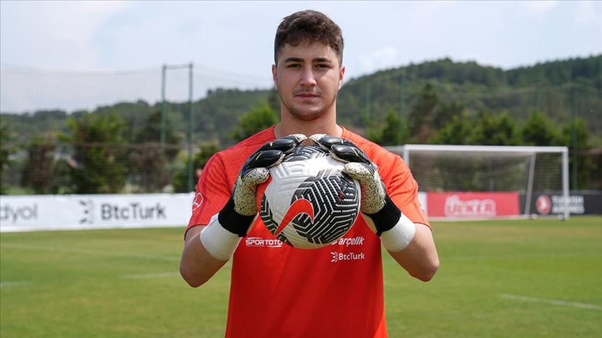 Kaleci Deniz Ertaş, UEFA 19 Yaş Altı Avrupa Şampiyonası'nda kupaya inanıyor