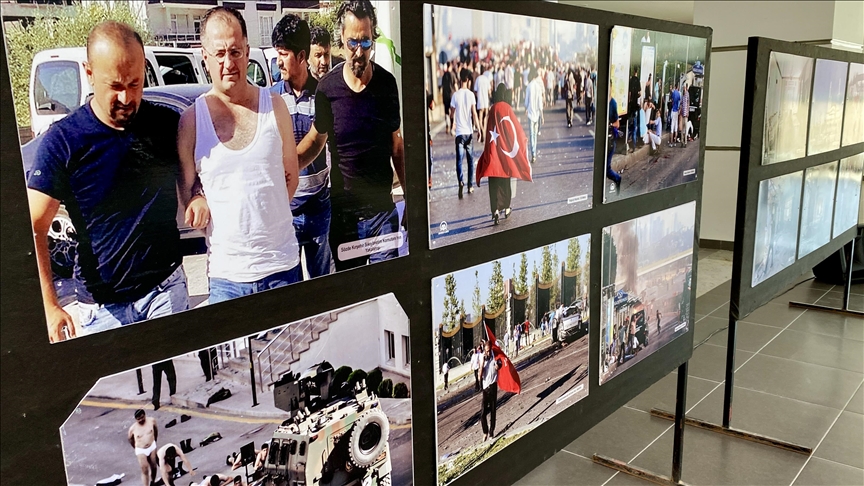 İzmir Valiliği, AA fotoğraflarıyla 15 Temmuz fotoğraf sergisi düzenleyecek
