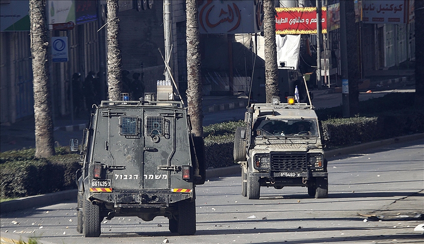 Israel arrests 15 more Palestinians in West Bank raids