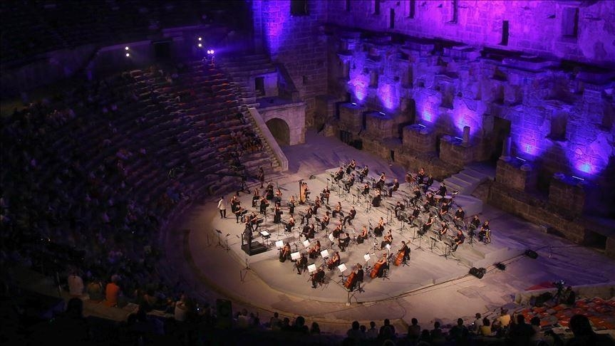В Измире состоялся показ оперы «Тоска» Джакомо Пуччини