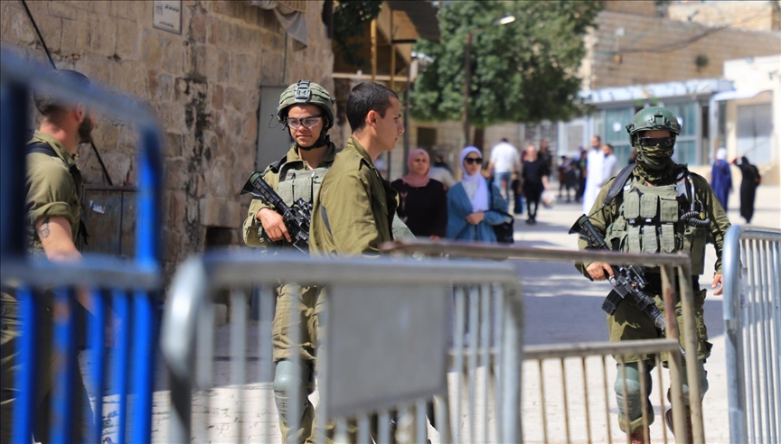 Israeli forces ceil yard Hebron’s Ibrahimi Mosque: Palestinian official