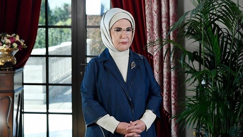 أمينة أردوغان تحيي ذكرى ضحايا "الإبادة الجماعية" في سربرنيتسا