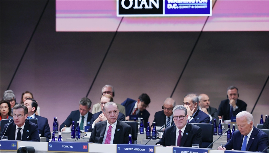 Эрдоган принимает участие в заседании глав государств и правительств НАТО