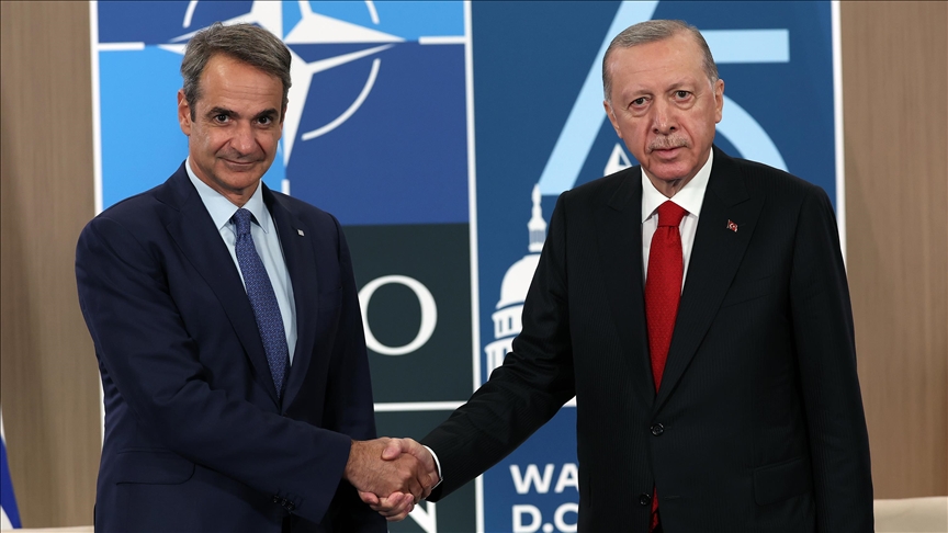 Президент Эрдоган встретился с премьером Греции Мицотакисом 