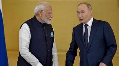 Modi'nin Rusya ziyaretini değerlendiren uzmanlar, Hindistan'ın dengeli hareket ettiğini söylüyor
