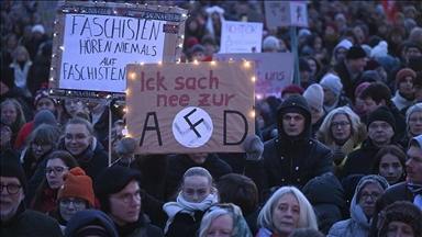 Avrupa Parlamentosunda Alman AfD öncülüğünde aşırı sağcı yeni bir grup kuruldu