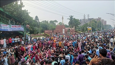 Students in Bangladesh continue protest for reforms in public jobs