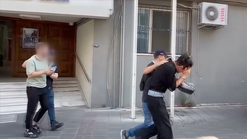 İzmir'de yasa dışı bahis operasyonunda yakalanan sosyal medya fenomeni tutuklandı