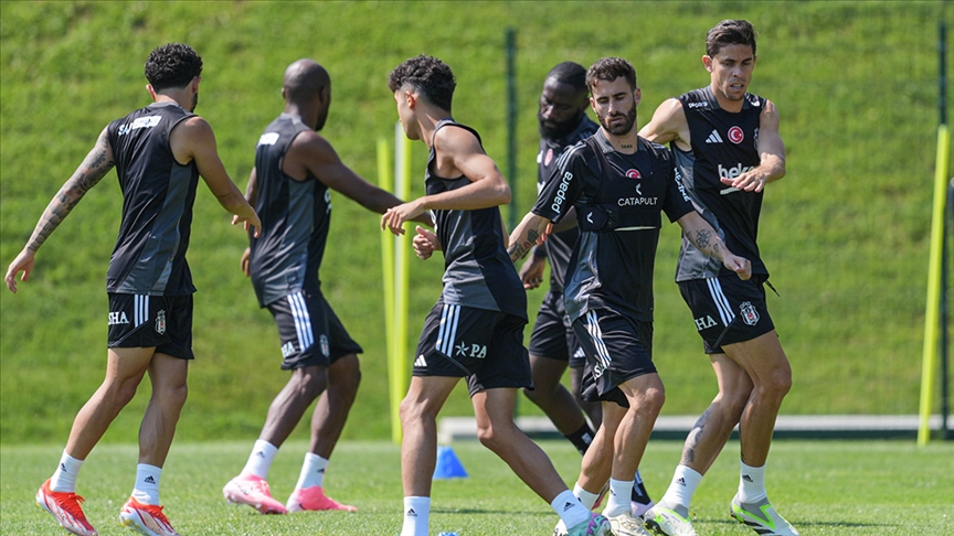 Beşiktaş, Slovenya kampında yarın Dinamo Zagreb'le karşılaşacak