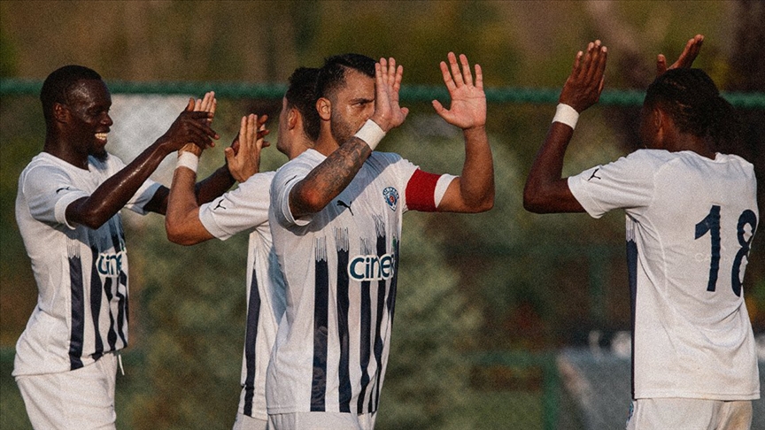 Kasımpaşa, hazırlık maçında Hull City ile 1-1 berabere kaldı