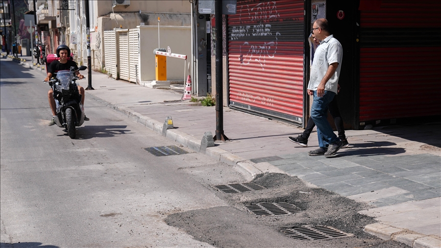 İzmir'de 2 kişinin elektrik akımına kapılıp hayatını kaybettiği sokaktaki esnaf konuştu