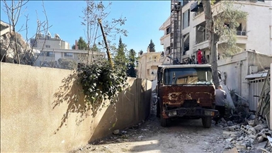 Sirija: Vojnik ubijen, tri ranjena u izraelskom napadu na Damask