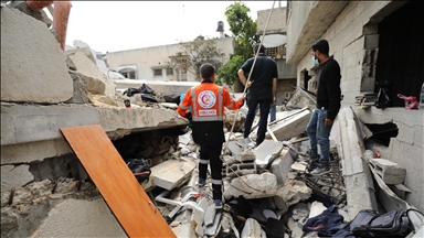 انتشال جثامين 6 قتلى فلسطينيين من مدينة رفح