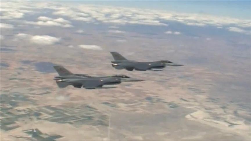 ВС Турции нейтрализовали 17 террористов на севере Ирака и Сирии