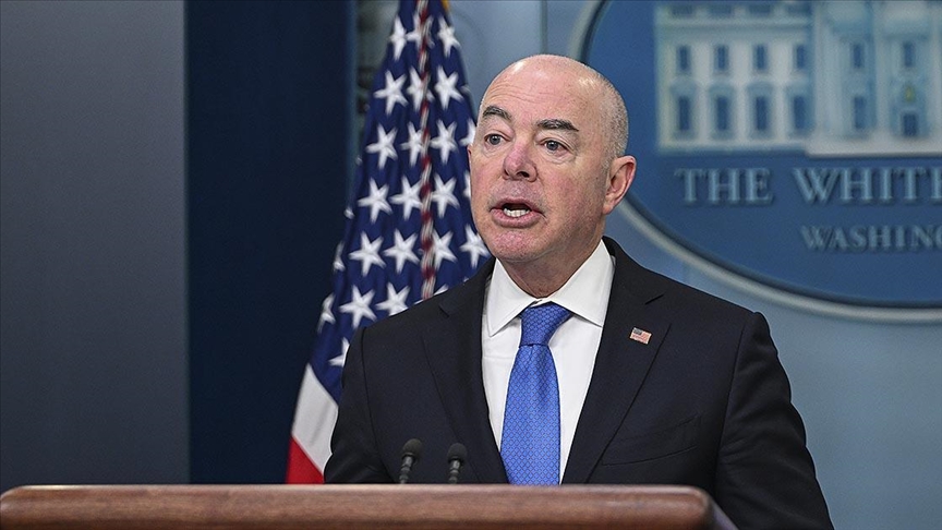 ABD İç Güvenlik Bakanı, Trump'a suikast girişiminin önlenememesini "başarısızlık" olarak niteledi