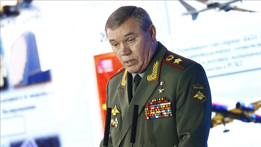 Russian military chief visits war zone in Ukraine